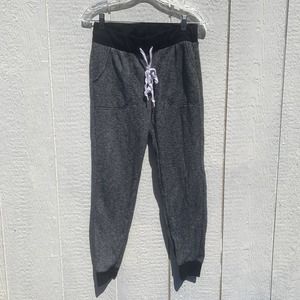 rue21 gray sweatpants/ jogger black hems and white tie waist pockets size medium